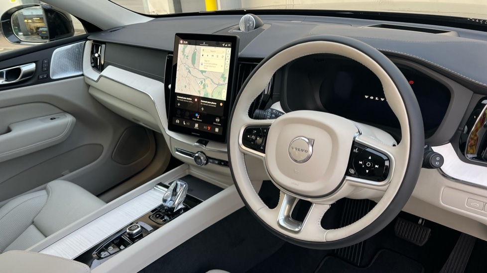 Used Volvo XC60 2025 for sale - 77075733: Photo 5
