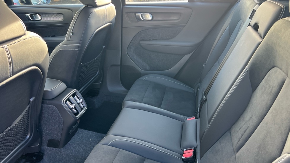 Used Volvo XC40 2025 for sale - 76872802: Photo 10