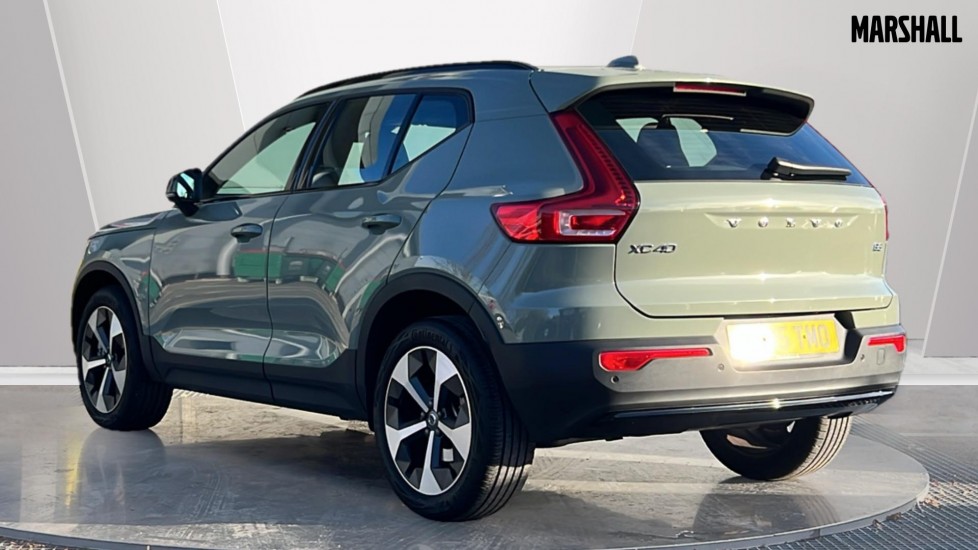 Used Volvo XC40 2025 for sale - 76872802: Photo 2