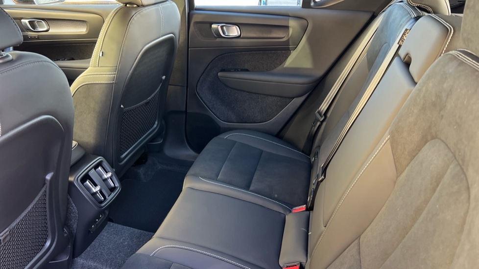 Used Volvo XC40 2025 for sale - 76514965: Photo 10