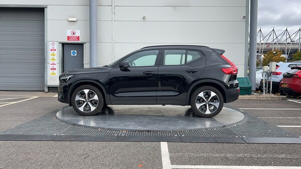 Used Volvo XC40 2025 for sale - 76155027: Photo 8