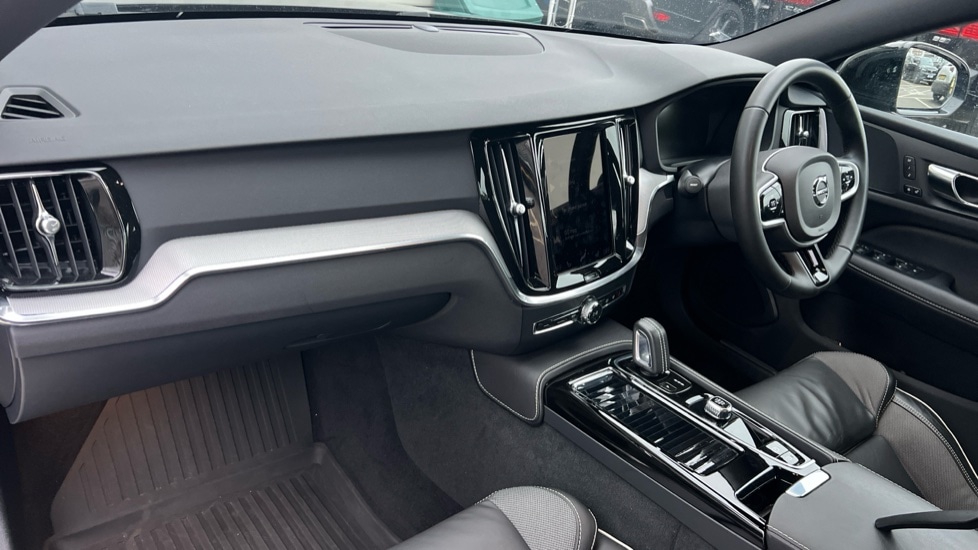 Used Volvo S60 2022 for sale - 77042844: Photo 4