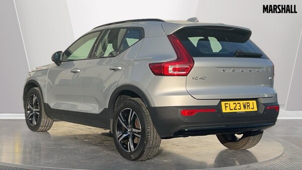 Used Volvo XC40 2023 for sale - 76124283: Photo 2