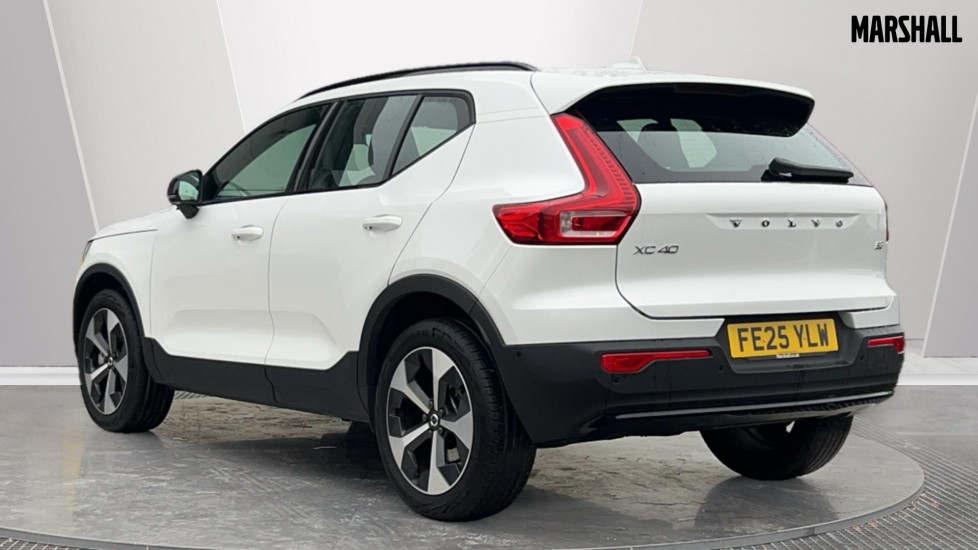 Used Volvo XC40 2025 for sale - 77457758: Photo 2