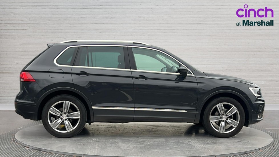 Used Volkswagen Tiguan 2019 for sale - 77485080: Photo 2