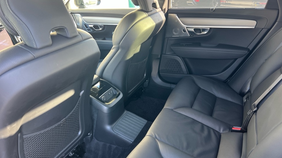 Used Volvo V90 2024 for sale - 76872951: Photo 10