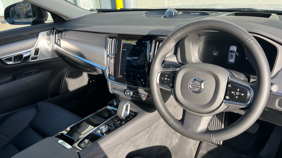 Used Volvo V90 2024 for sale - 76872951: Photo 5