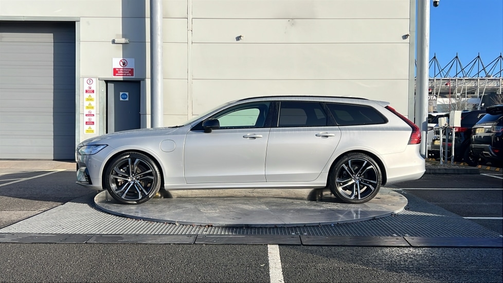 Used Volvo V90 2024 for sale - 76872951: Photo 8