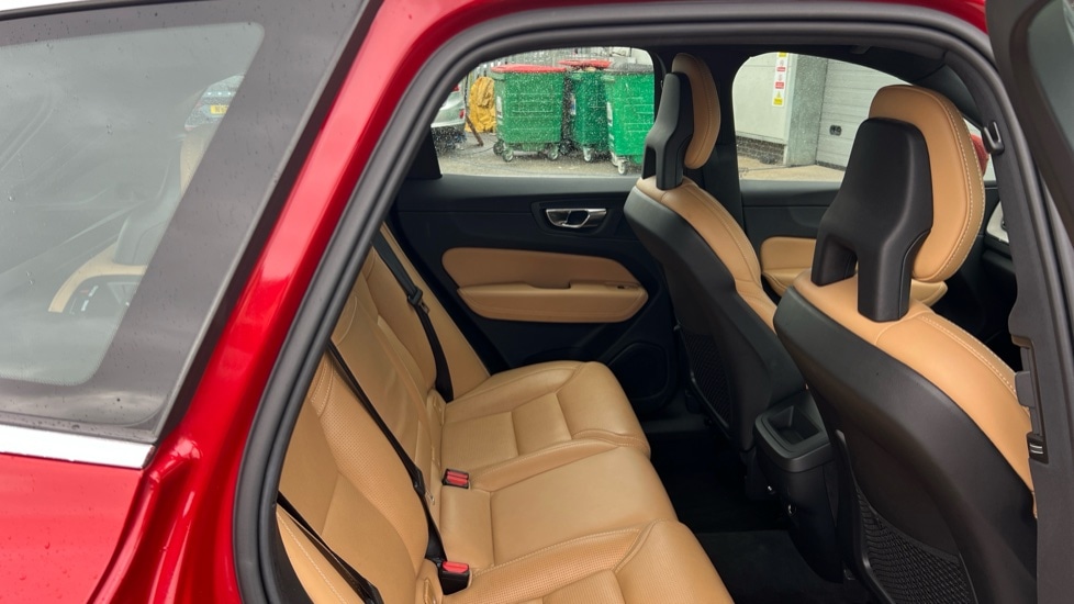 Used Volvo XC60 2018 for sale - 77638176: Photo 6