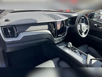 Used Volvo XC60 2025 for sale - 76091986: Photo 4