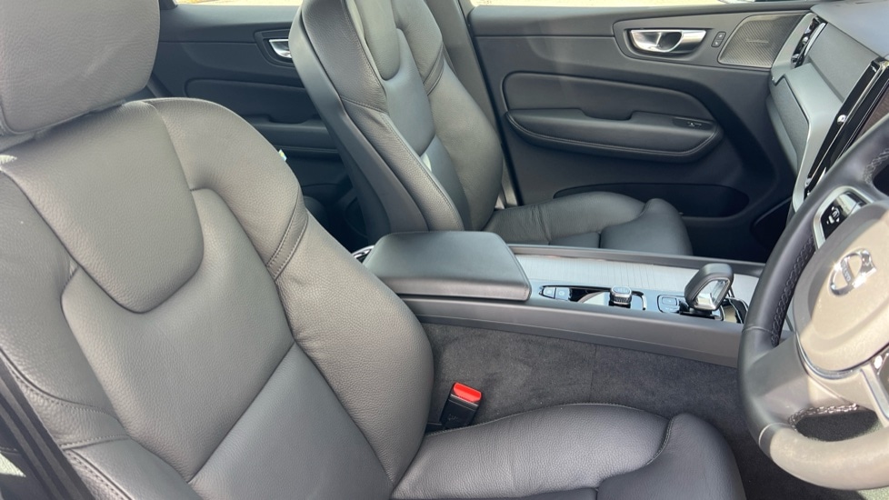 Used Volvo XC60 2025 for sale - 76091986: Photo 9