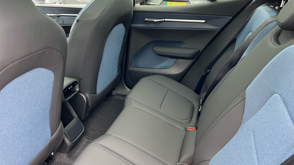 Used Volvo EX30 2025 for sale - 76533945: Photo 10