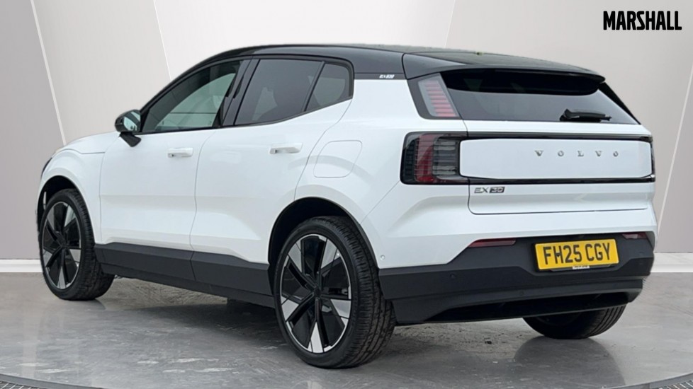 Used Volvo EX30 2025 for sale - 76533945: Photo 2