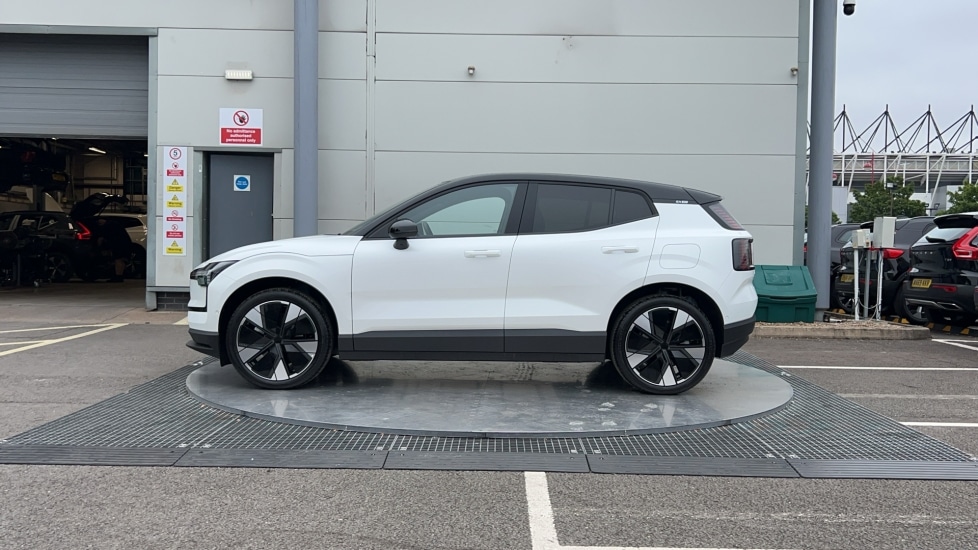 Used Volvo EX30 2025 for sale - 76533945: Photo 8