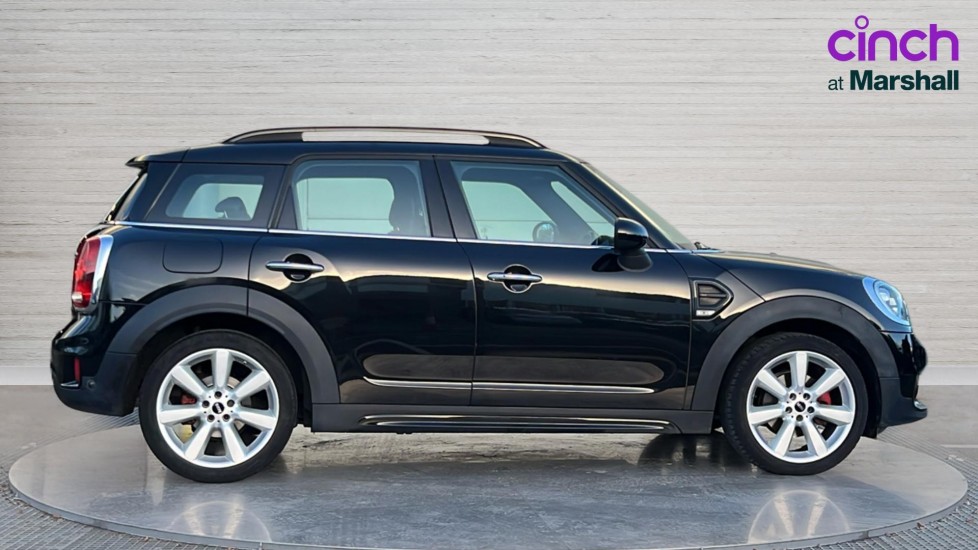 Used MINI Countryman 2018 for sale - 76873035: Photo 2