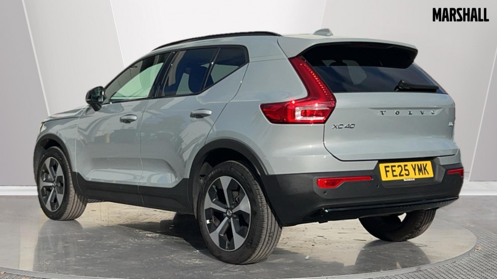 Used Volvo XC40 2025 for sale - 76078962: Photo 2
