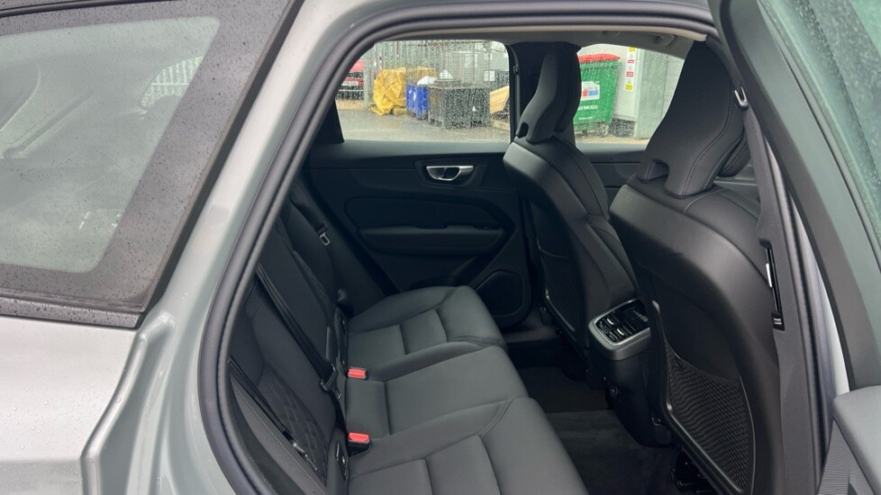 Used Volvo XC60 2025 for sale - 77339449: Photo 6