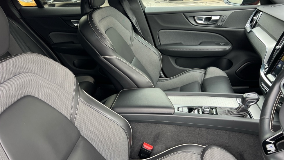 Used Volvo V60 2020 for sale - 76112293: Photo 9