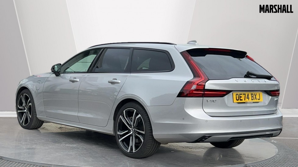 Used Volvo V90 2024 for sale - 75967175: Photo 2