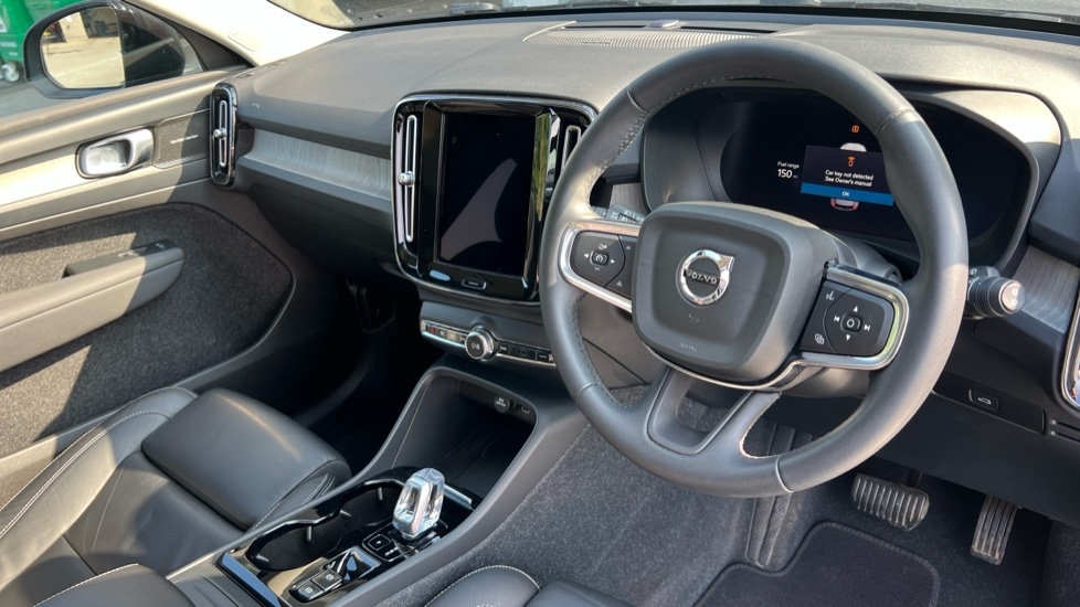 Used Volvo XC40 2023 for sale - 76112453: Photo 5