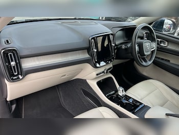 Used Volvo XC40 2021 for sale - 76400762: Photo