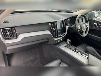 Used Volvo XC60 2019 for sale - 76459077: Photo