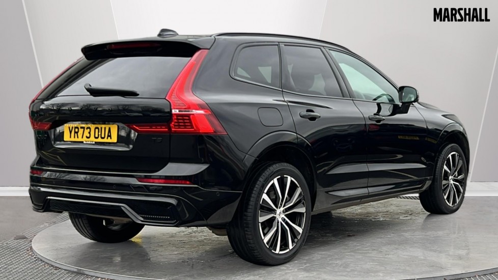 Used Volvo XC60 2023 for sale - 77592104: Photo 2