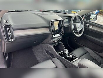 Used Volvo XC40 2024 for sale - 77347007: Photo