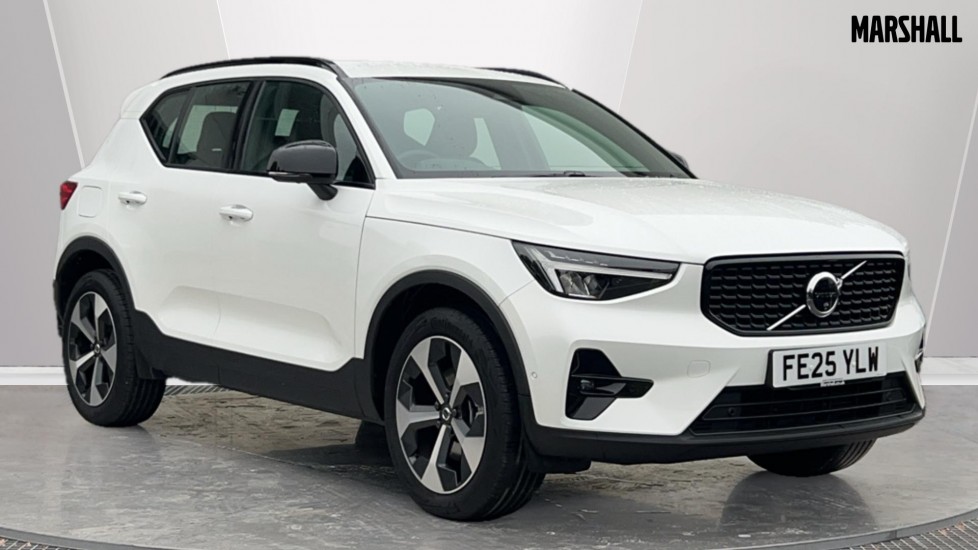 Used Volvo XC40 2025 for sale - 76870348: Photo 1