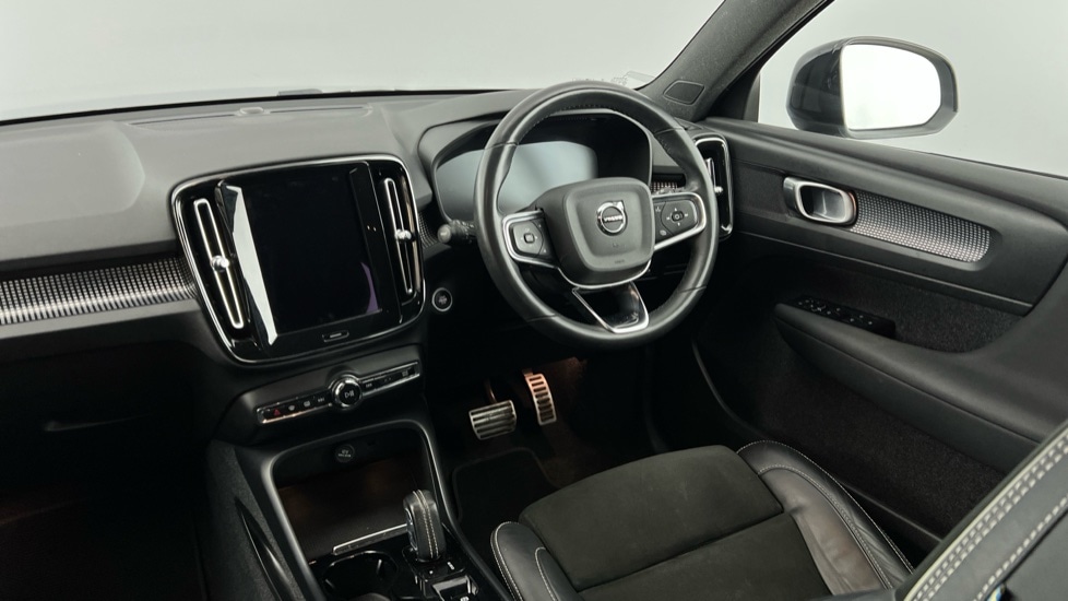 Used Volvo XC40 2021 for sale - 77373072: Photo 8