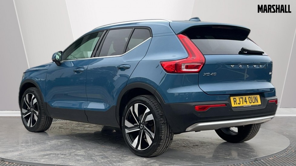 Used Volvo XC40 2024 for sale - 76870175: Photo 2