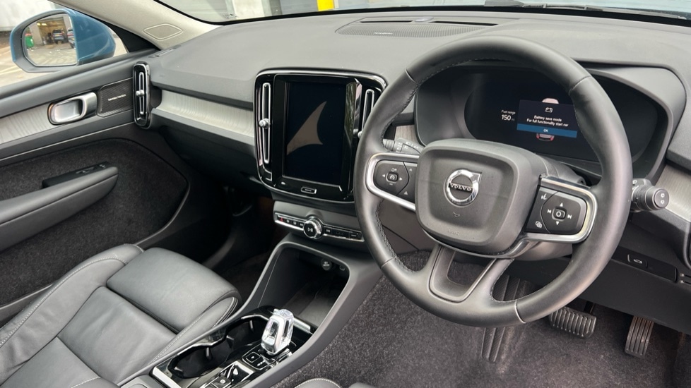 Used Volvo XC40 2024 for sale - 76870175: Photo 5