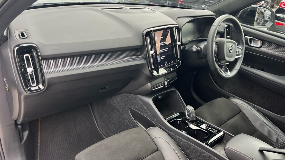 Used Volvo XC40 2022 for sale - 76514855: Photo 4