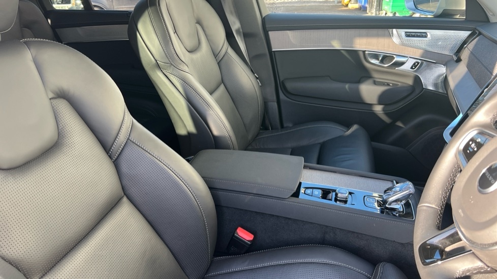 Used Volvo XC90 2025 for sale - 76873310: Photo 9