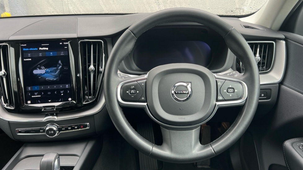 Used Volvo XC60 2022 for sale - 77614325: Photo 10