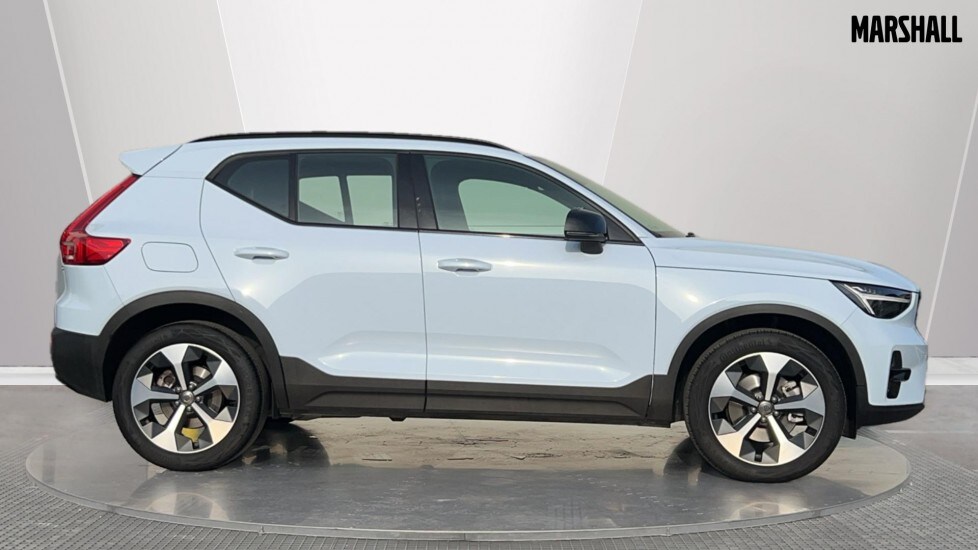 Used Volvo XC40 2025 for sale - 76008109: Photo 3