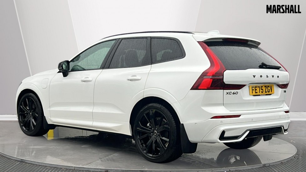 Used Volvo XC60 2025 for sale - 77346950: Photo 2