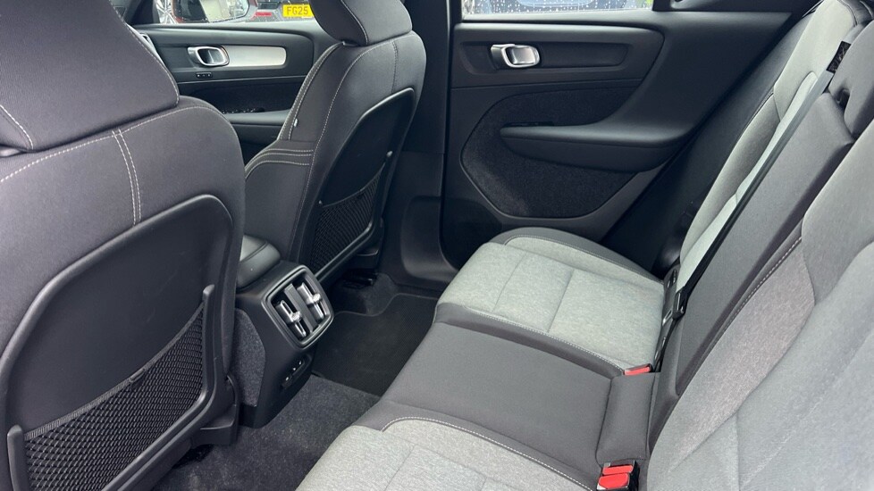 Used Volvo XC40 2022 for sale - 77218707: Photo 10