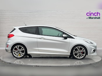 Used Ford Fiesta 2018 for sale - 77565461: Photo