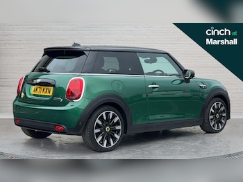 Used MINI Hatch 2021 for sale - 75710021: Photo