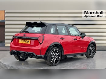 Used MINI Cooper 2024 for sale - 75481104: Photo