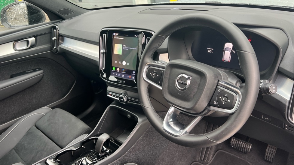 Used Volvo XC40 2025 for sale - 76908102: Photo 5