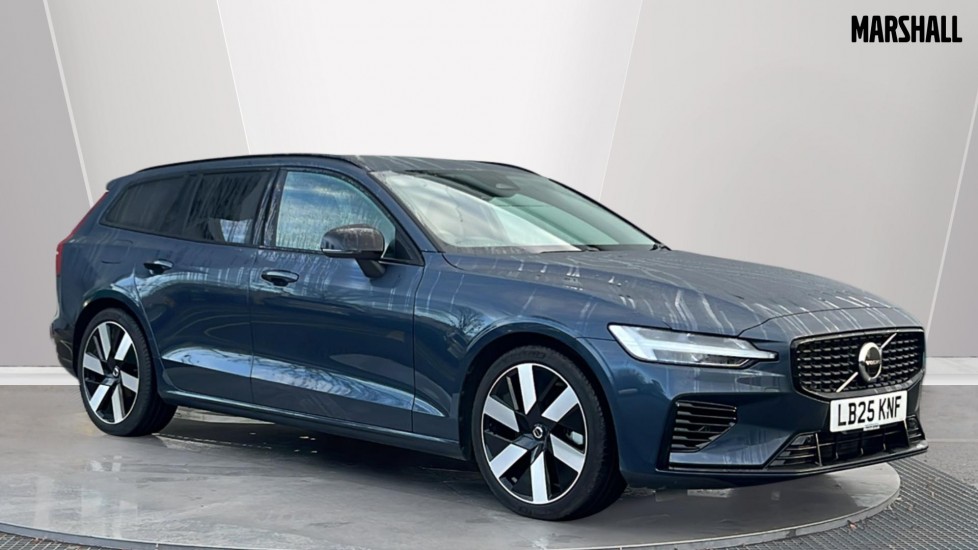 Used Volvo V60 2025 for sale - 76872946: Photo 1