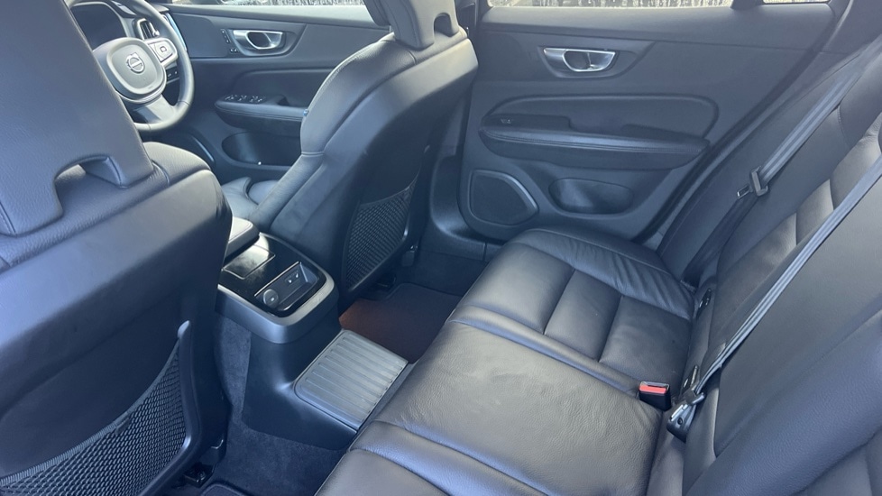 Used Volvo V60 2025 for sale - 76872946: Photo 10