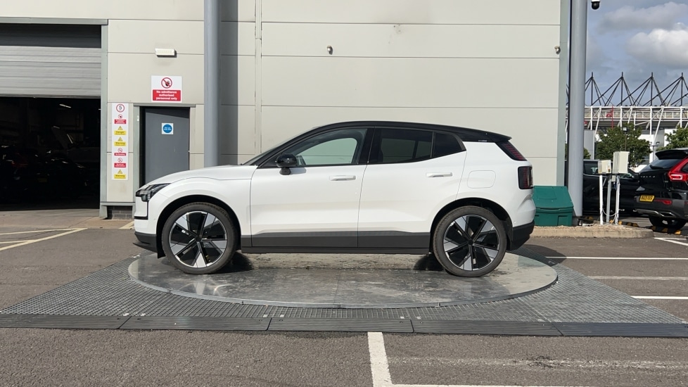 Used Volvo EX30 2025 for sale - 76458881: Photo 8