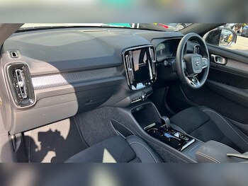 Used Volvo XC40 2024 for sale - 75481069: Photo
