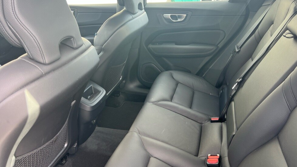 Used Volvo XC60 2023 for sale - 76459099: Photo 10