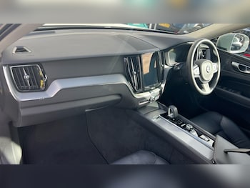 Used Volvo XC60 2023 for sale - 76459099: Photo