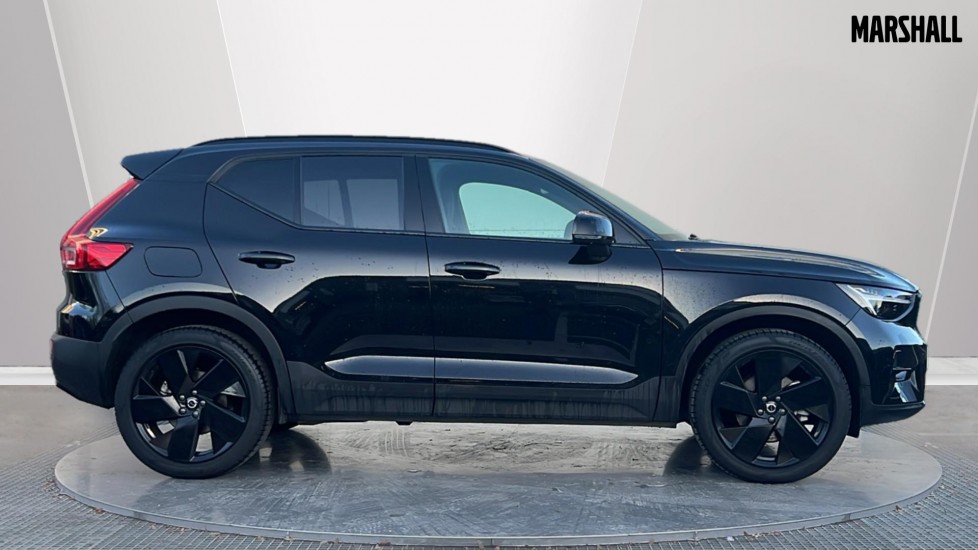 Used Volvo XC40 2025 for sale - 76872846: Photo 3