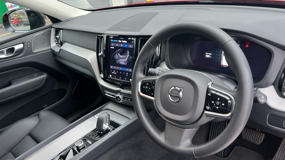 Used Volvo XC60 2024 for sale - 77627483: Photo 5